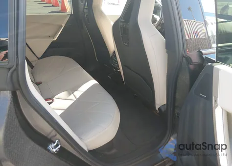 2024 BMW Ix xDrive50 z USA, uszkodzony, nr VIN WB523CF09RCP90639